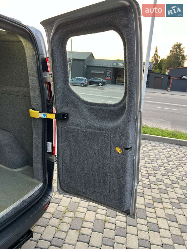 Вантажний фургон Ford Transit Custom 2017 в Івано-Франківську