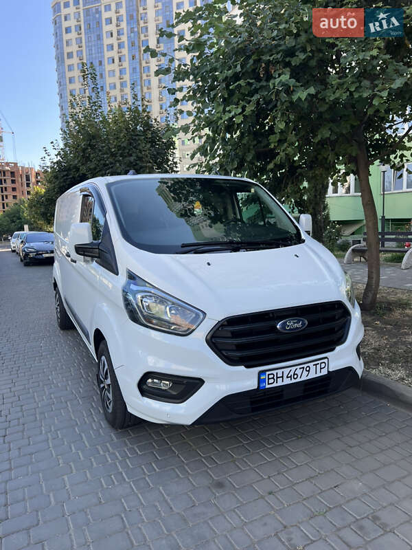 Вантажний фургон Ford Transit Custom 2021 в 