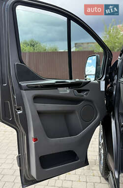Вантажний фургон Ford Transit Custom 2022 в 