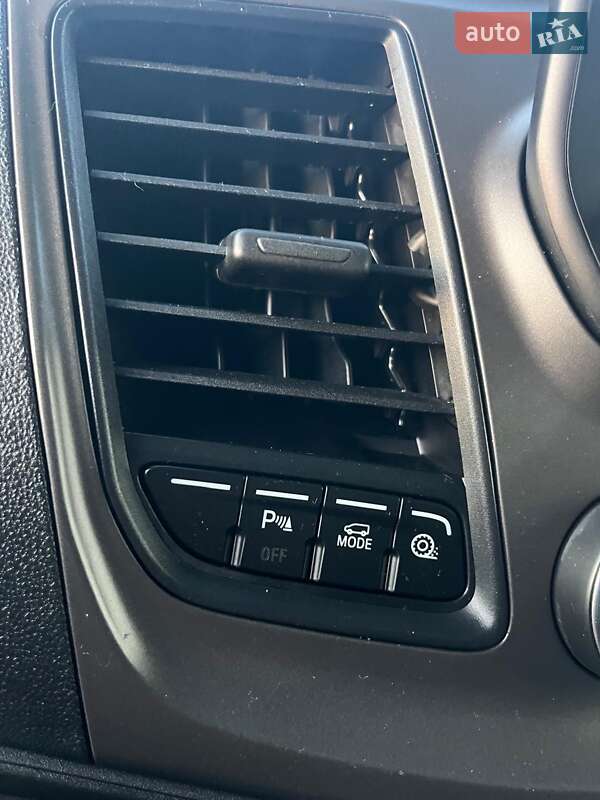 Вантажний фургон Ford Transit Custom 2019 в Луцьку