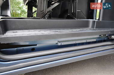 Грузопассажирский фургон Ford Transit Custom 2020 в 
