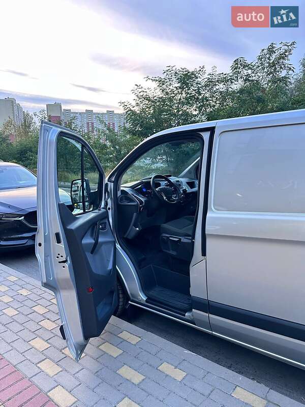 Грузовой фургон Ford Transit Custom 2016 в Киеве фото 20 Грузовой фургон Ford Transit Custom 2016 в Киеве