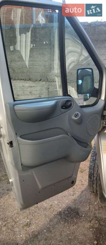 Минивэн Ford Transit Custom 2011 в Львове фото 7 Минивэн Ford Transit Custom 2011 в Львове