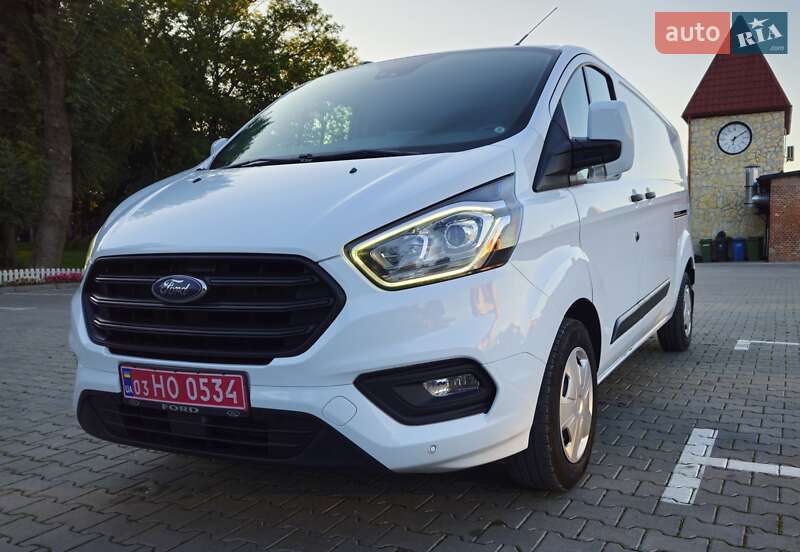 Вантажний фургон Ford Transit Custom 2021 в Бережанах