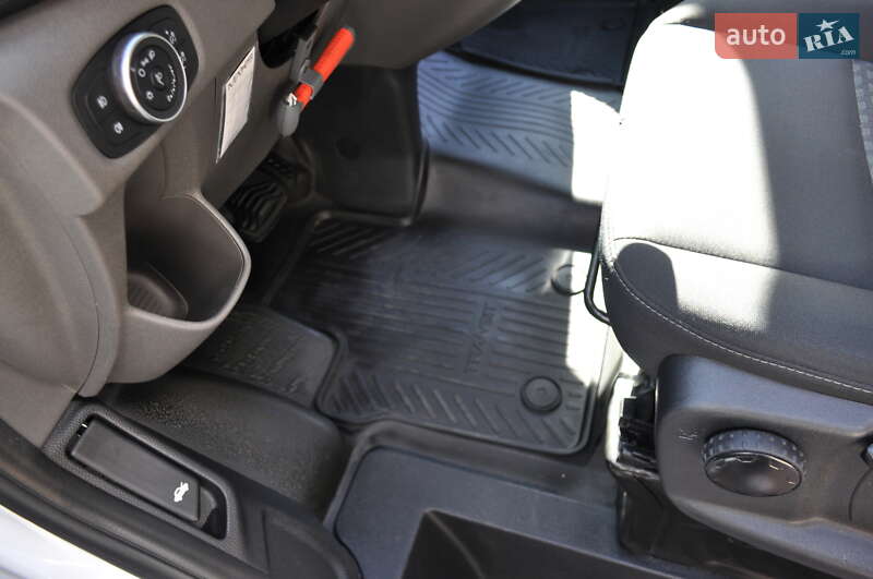 Вантажний фургон Ford Transit Custom 2021 в Києві фото 74 Вантажний фургон Ford Transit Custom 2021 в Києві