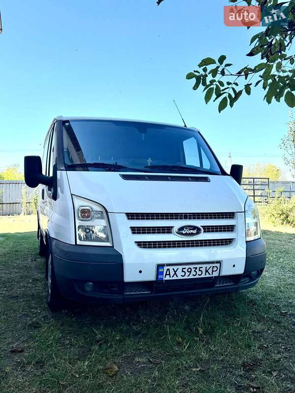 Ford Transit Custom 2012