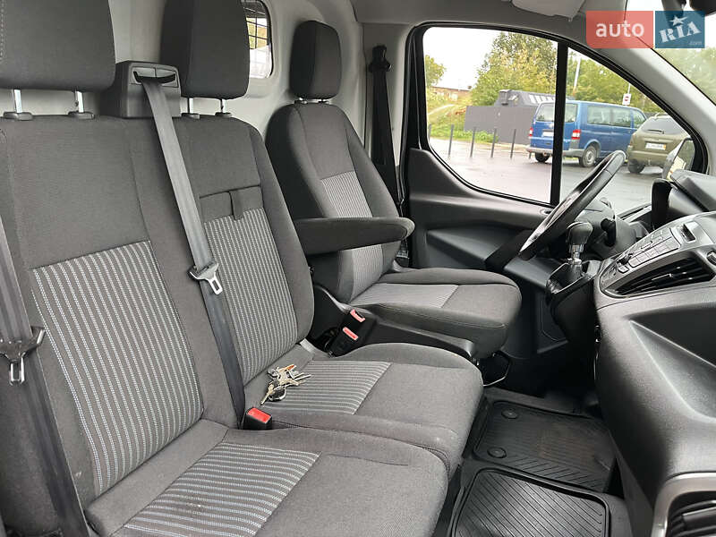 Грузовой фургон Ford Transit Custom 2016 в Ровно