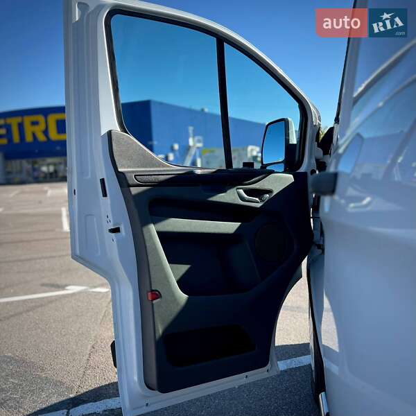 Вантажний фургон Ford Transit Custom 2019 в Києві