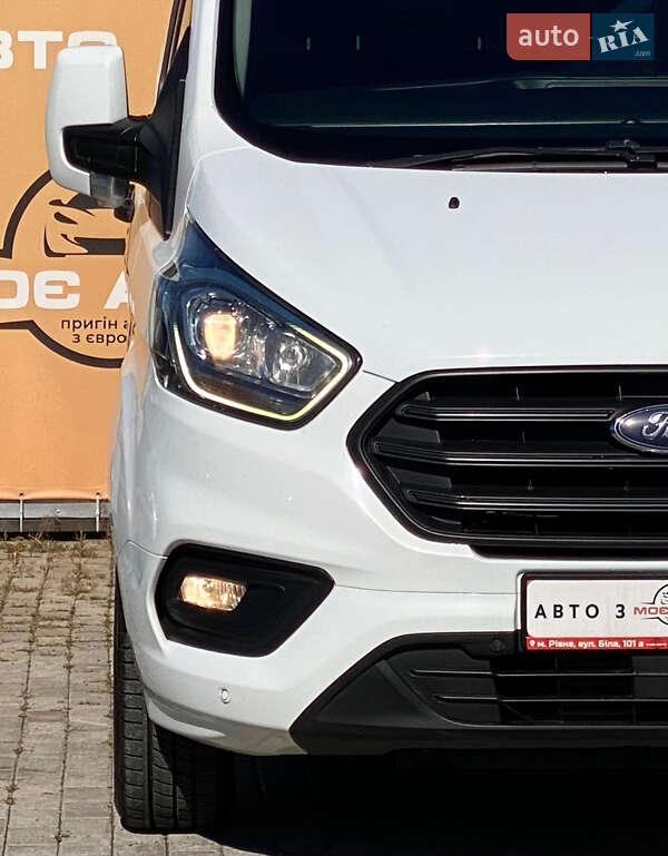 Вантажний фургон Ford Transit Custom 2021 в Рівному