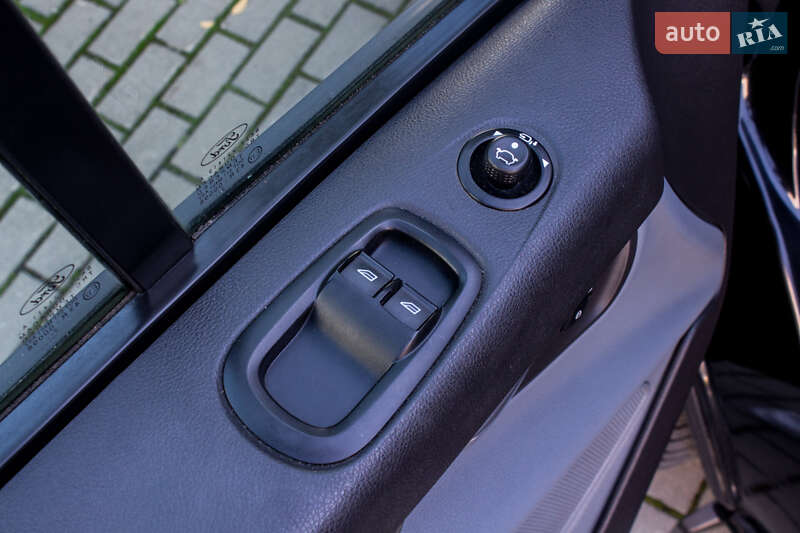 Минивэн Ford Transit Custom 2012 в Львове фото 28 Минивэн Ford Transit Custom 2012 в Львове