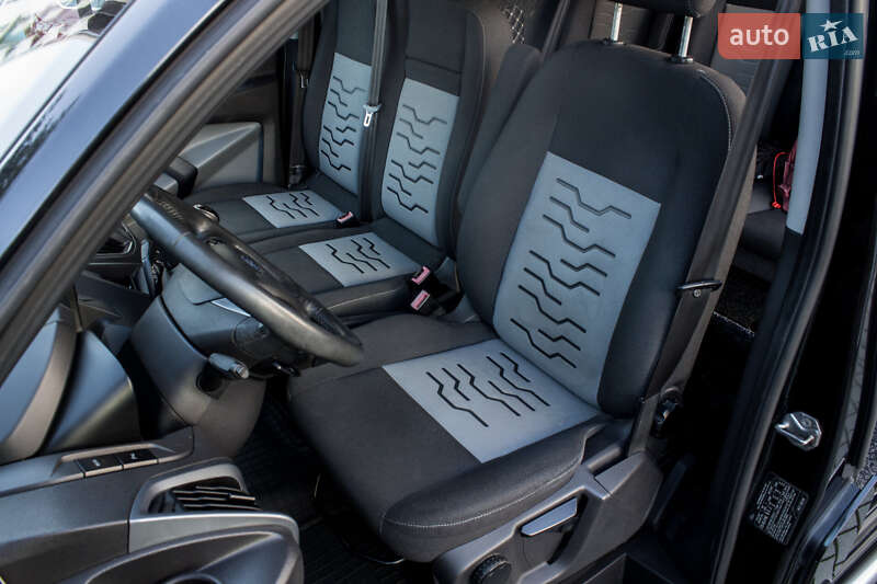 Минивэн Ford Transit Custom 2012 в Львове фото 34 Минивэн Ford Transit Custom 2012 в Львове