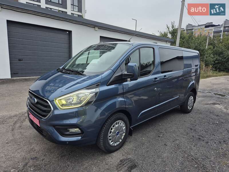 Минивэн Ford Transit Custom 2019 в 