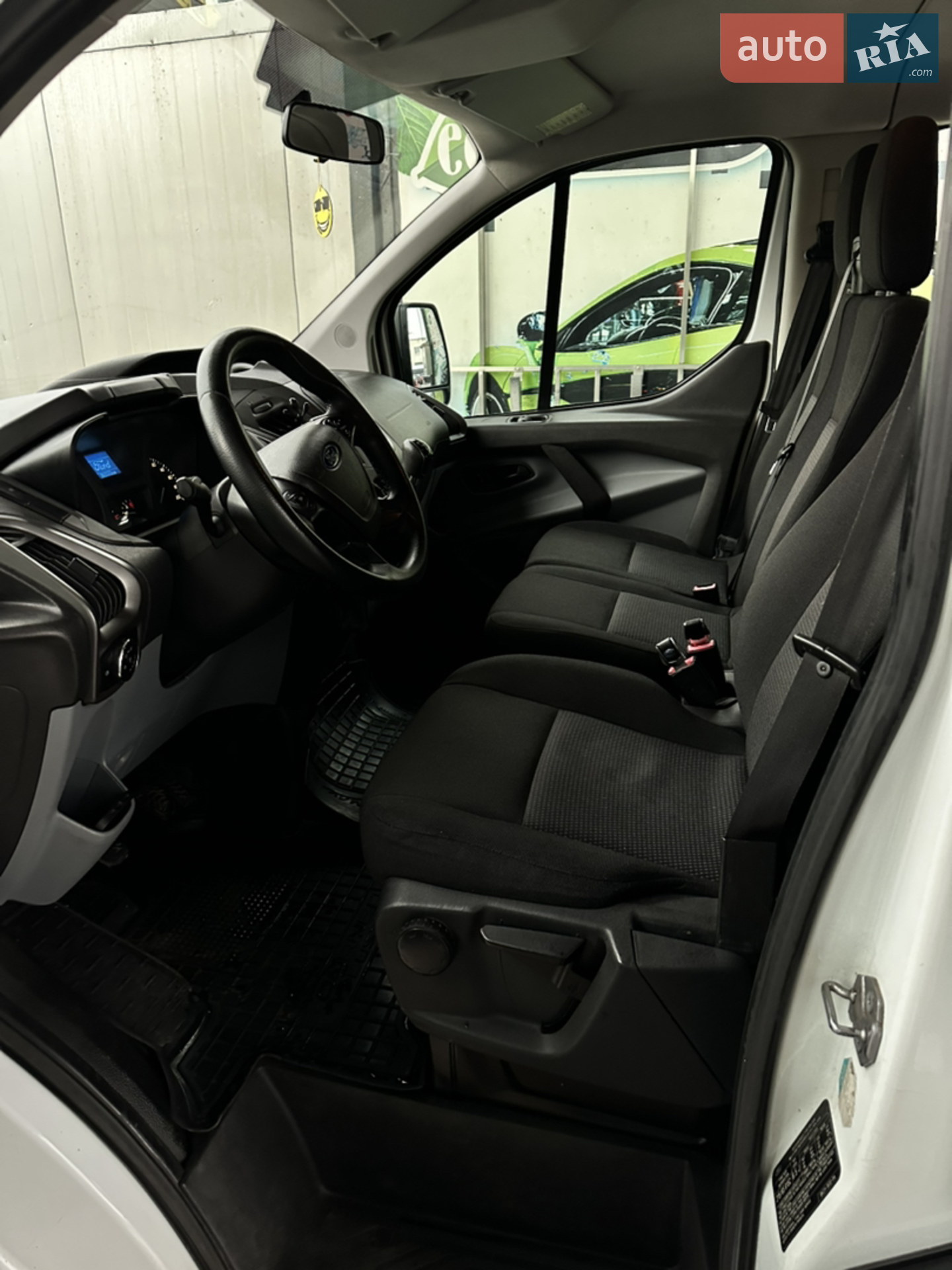 2013 Ford Transit Connect - мініатюра 25