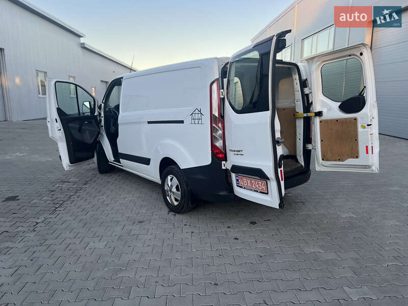 Вантажний фургон Ford Transit Custom 2016 в Івано-Франківську