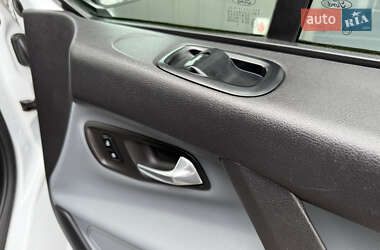 Минивэн Ford Transit Custom 2012 в 