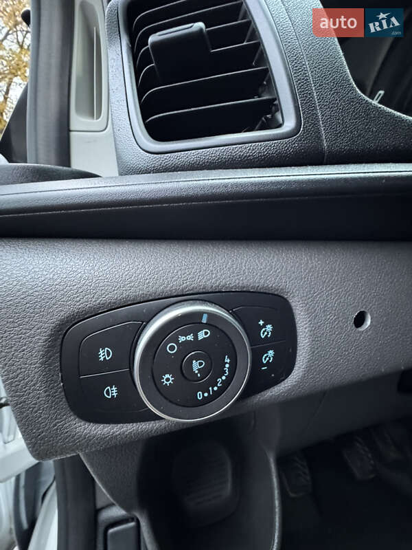 Грузовой фургон Ford Transit Custom 2022 в Киеве