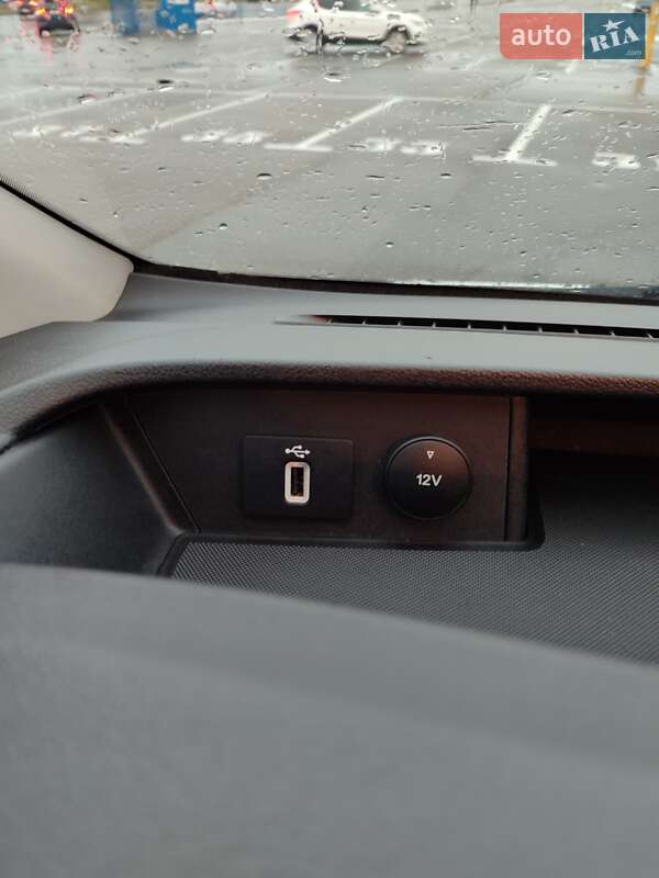 Грузовой фургон Ford Transit Custom 2018 в Киеве