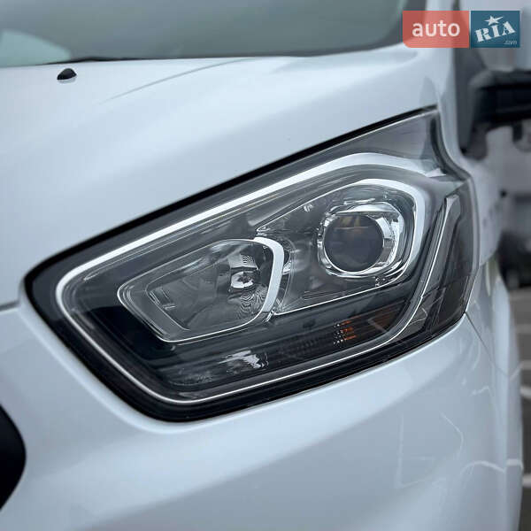 Грузовой фургон Ford Transit Custom 2019 в Киеве