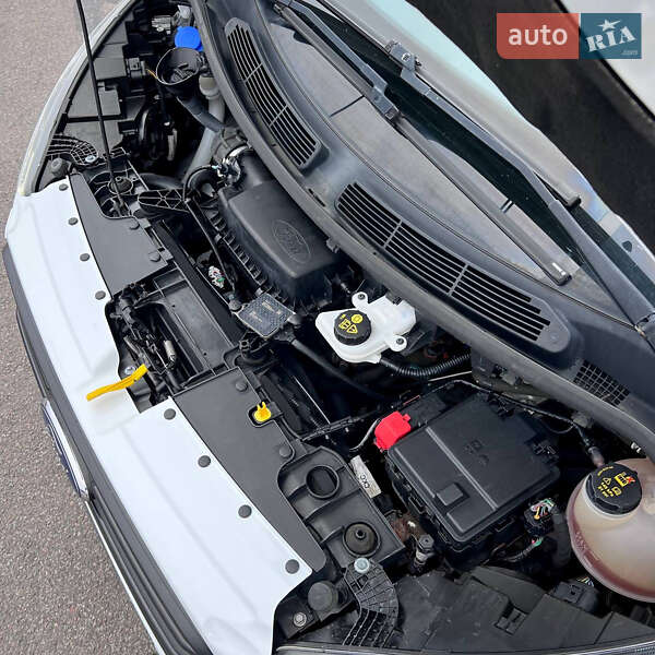 Грузовой фургон Ford Transit Custom 2019 в Киеве