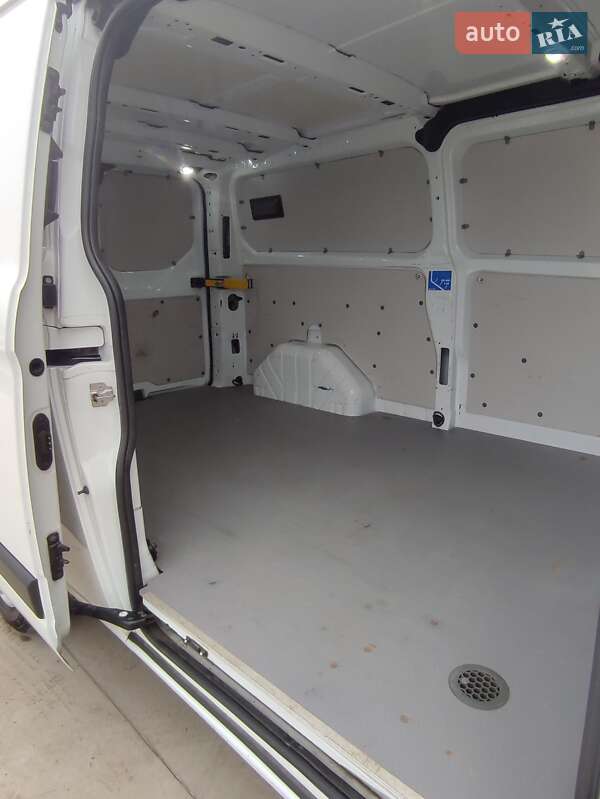 Вантажний фургон Ford Transit Custom 2019 в Млиніві фото 12 Вантажний фургон Ford Transit Custom 2019 в Млиніві