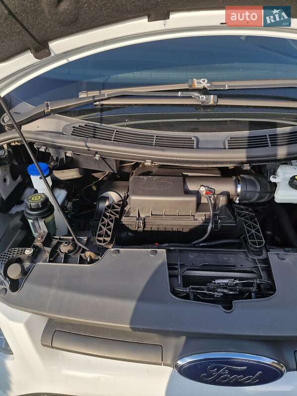 Вантажний фургон Ford Transit Custom 2012 в Луцьку