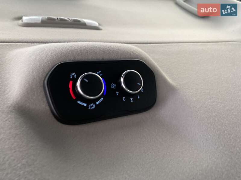 Минивэн Ford Transit Custom 2022 в Хусте фото 36 Минивэн Ford Transit Custom 2022 в Хусте