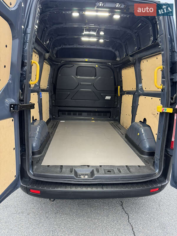 Вантажний фургон Ford Transit Custom 2022 в Києві