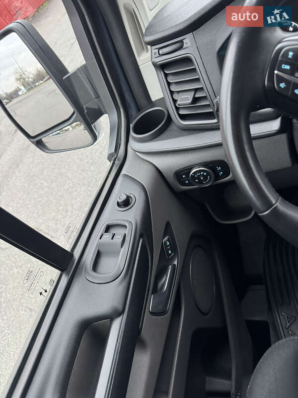 Вантажний фургон Ford Transit Custom 2022 в Києві