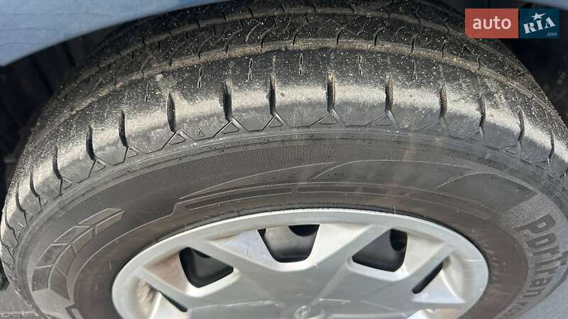 Вантажний фургон Ford Transit Custom 2020 в Рівному фото 25 Вантажний фургон Ford Transit Custom 2020 в Рівному