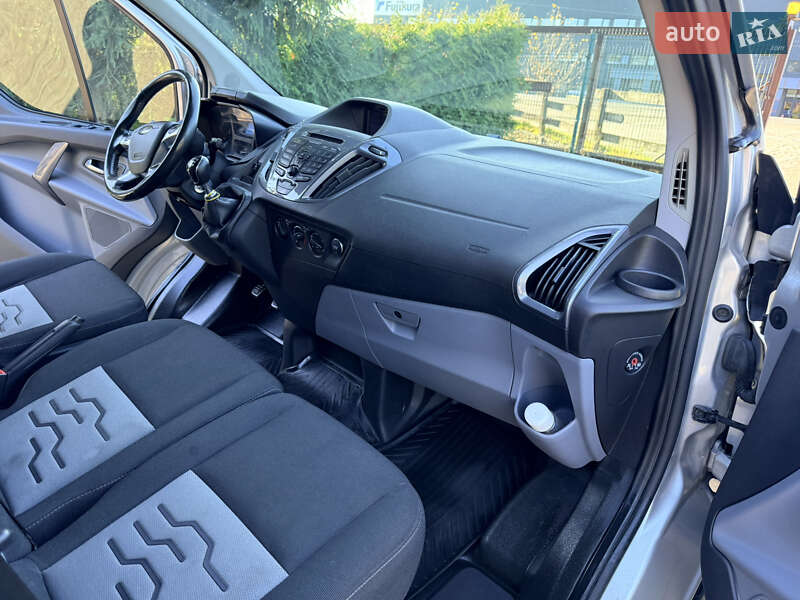 Грузовой фургон Ford Transit Custom 2017 в Львове