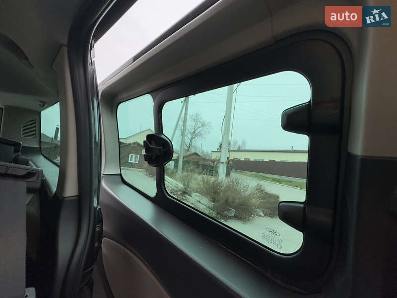 Мінівен Ford Transit Custom 2016 в Києві фото 58 Мінівен Ford Transit Custom 2016 в Києві