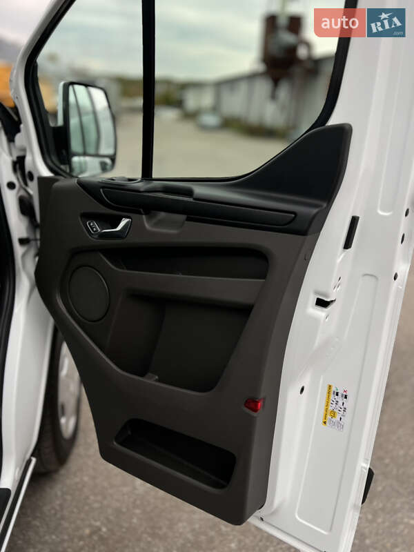 Вантажний фургон Ford Transit Custom 2020 в Вінниці