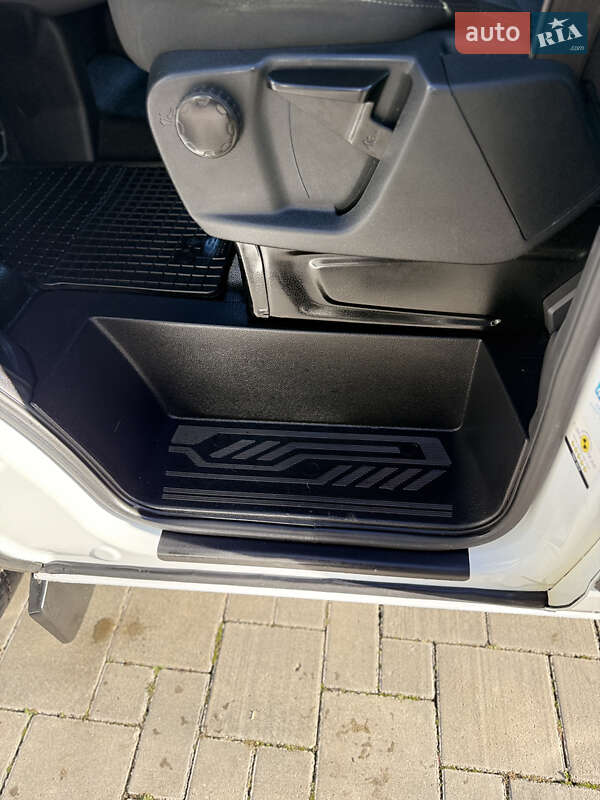 Минивэн Ford Transit Custom 2019 в Ровно