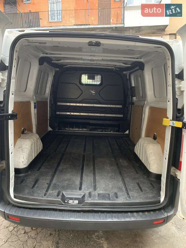 Грузовой фургон Ford Transit Custom 2015 в Львове фото 7 Грузовой фургон Ford Transit Custom 2015 в Львове