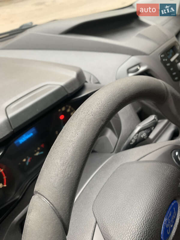 Грузовой фургон Ford Transit Custom 2015 в Львове фото 24 Грузовой фургон Ford Transit Custom 2015 в Львове