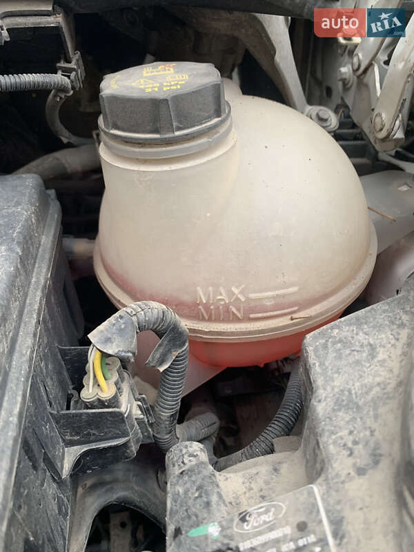 Грузовой фургон Ford Transit Custom 2015 в Львове фото 37 Грузовой фургон Ford Transit Custom 2015 в Львове