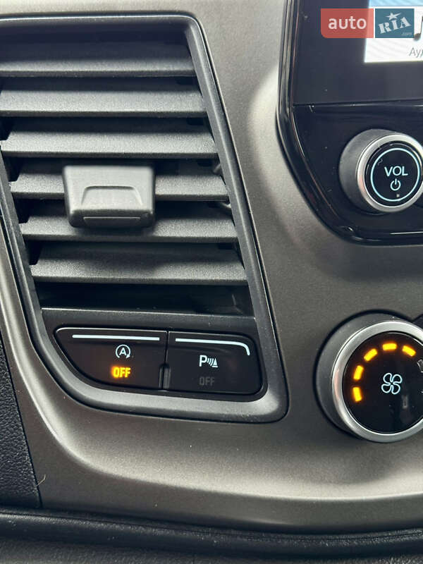 Вантажний фургон Ford Transit Custom 2018 в Полтаві