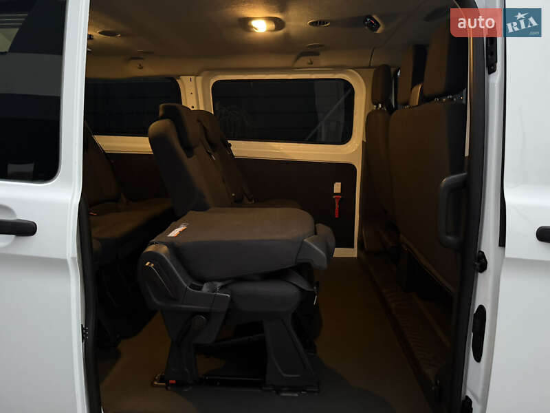 Мінівен Ford Transit Custom 2016 в Луцьку фото 32 Мінівен Ford Transit Custom 2016 в Луцьку
