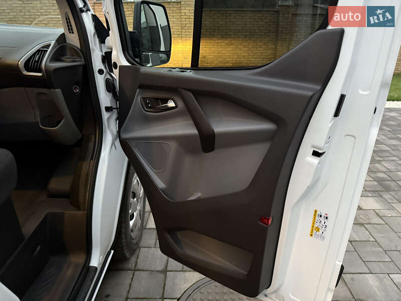 Мінівен Ford Transit Custom 2016 в Луцьку фото 35 Мінівен Ford Transit Custom 2016 в Луцьку