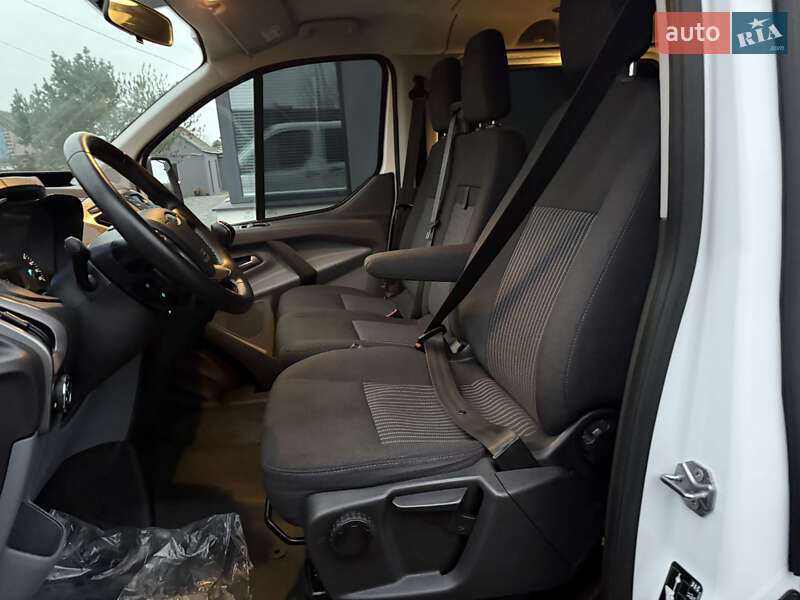 Мінівен Ford Transit Custom 2016 в Луцьку фото 54 Мінівен Ford Transit Custom 2016 в Луцьку
