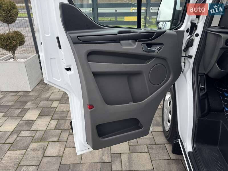 Мінівен Ford Transit Custom 2019 в Рівному