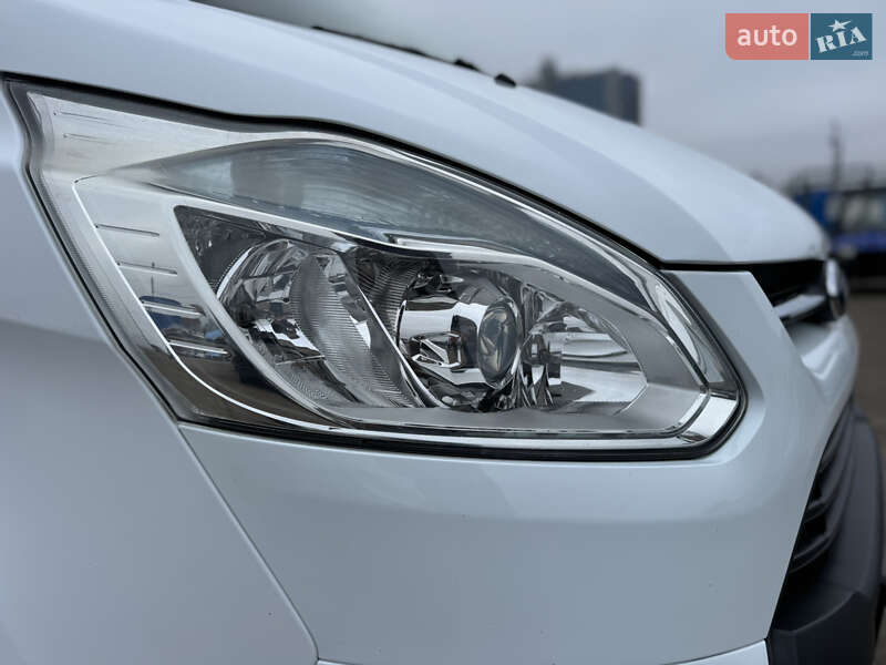 Минивэн Ford Transit Custom 2015 в Киеве фото 20 Минивэн Ford Transit Custom 2015 в Киеве