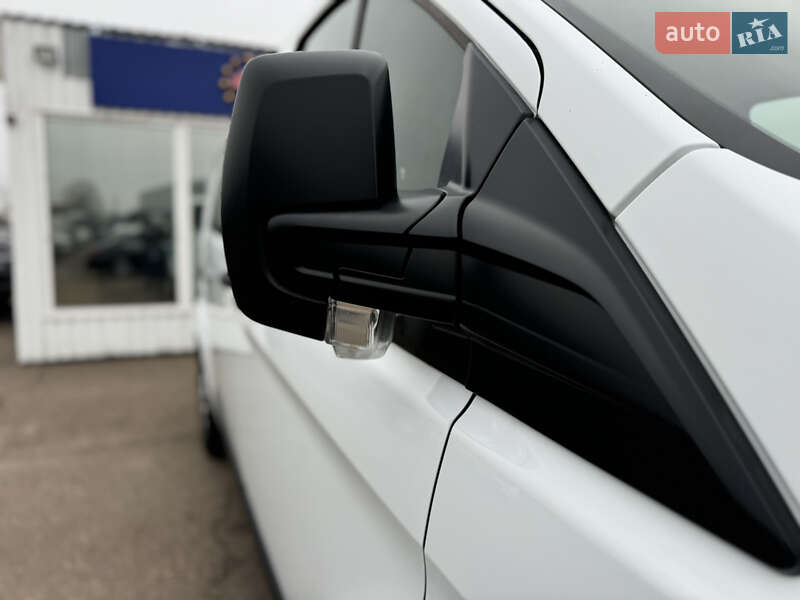 Минивэн Ford Transit Custom 2015 в Киеве фото 21 Минивэн Ford Transit Custom 2015 в Киеве