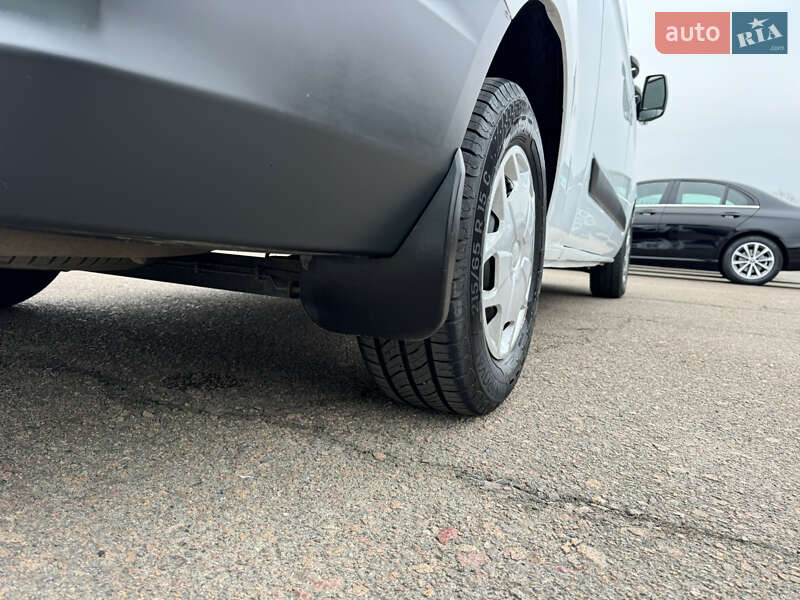 Минивэн Ford Transit Custom 2015 в Киеве фото 28 Минивэн Ford Transit Custom 2015 в Киеве