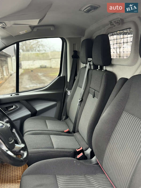 Вантажний фургон Ford Transit Custom 2015 в Царичанці