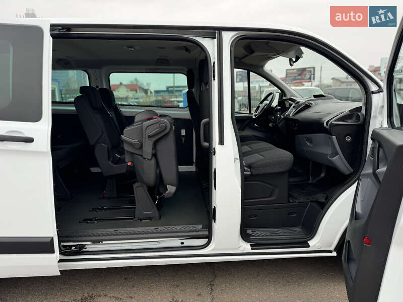 Минивэн Ford Transit Custom 2015 в Киеве фото 44 Минивэн Ford Transit Custom 2015 в Киеве