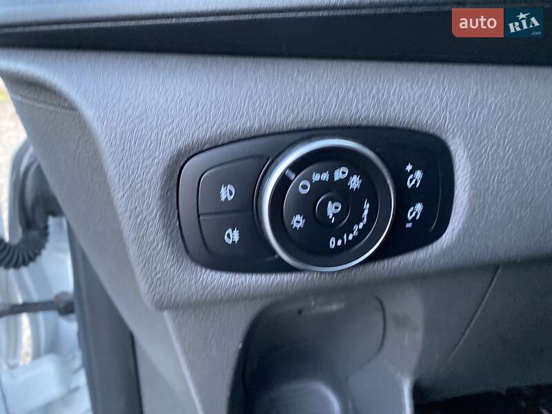 Мінівен Ford Transit Custom 2020 в Хусті фото 57 Мінівен Ford Transit Custom 2020 в Хусті