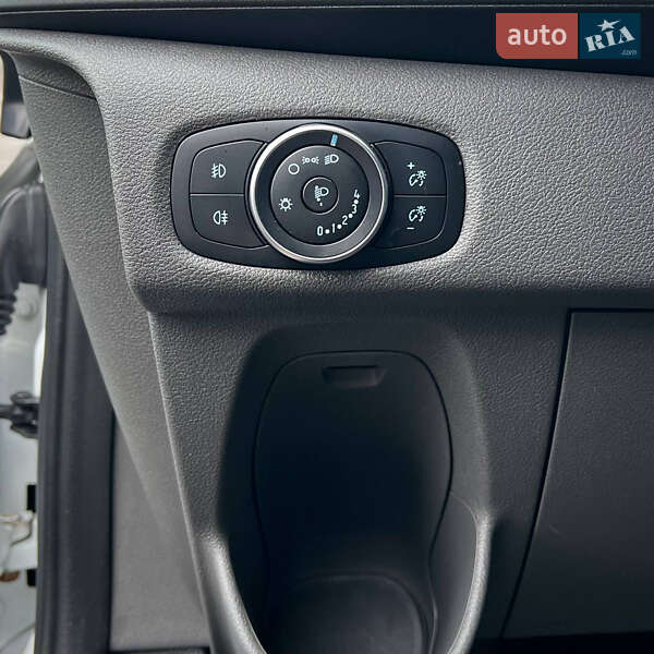 Вантажний фургон Ford Transit Custom 2019 в Києві фото 39 Вантажний фургон Ford Transit Custom 2019 в Києві