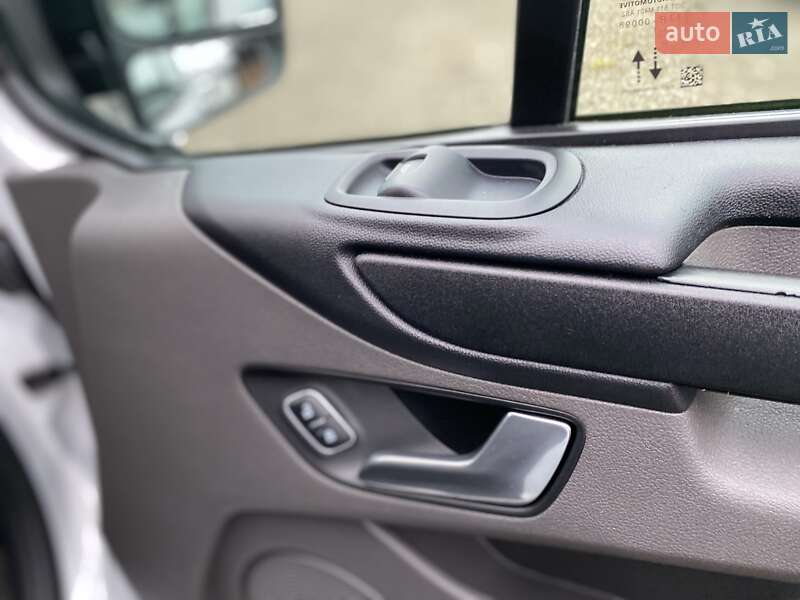 Минивэн Ford Transit Custom 2021 в Хусте фото 53 Минивэн Ford Transit Custom 2021 в Хусте