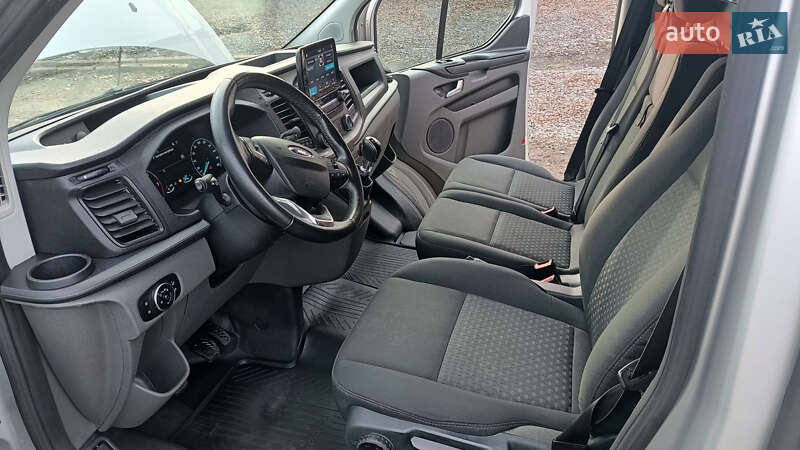 Вантажний фургон Ford Transit Custom 2019 в Рівному